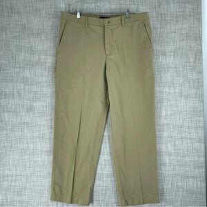 Club Room Mens Size 38x30 khaki pants 1555
